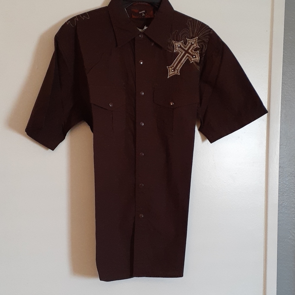Men Shirt size M Short Sleve